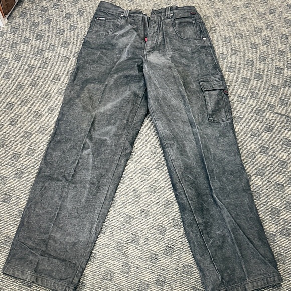VTG FUBU Dark Gray Men's Relaxed Denim Cargo Jeans 34/34 - Picture 3 of 16
